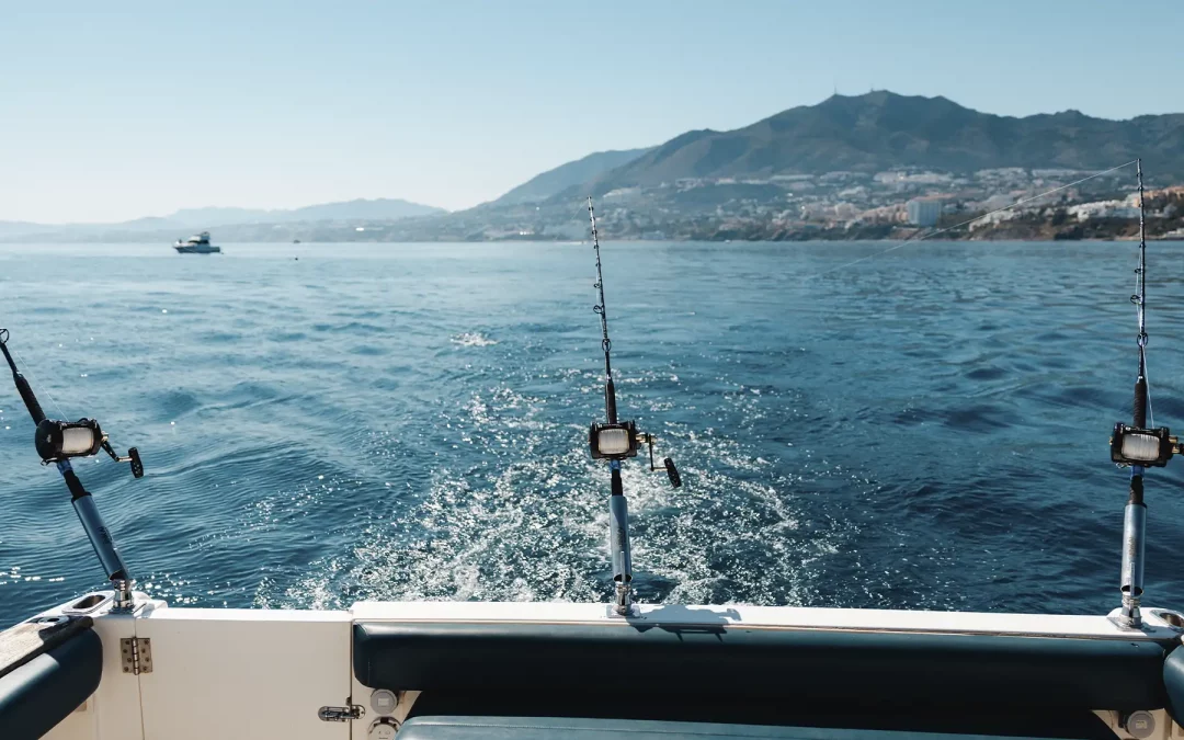 Charter de pesca en Benalmádena: Tarifas, precios y fechas